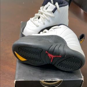 Jordan 12 Retro Taxi size 4c